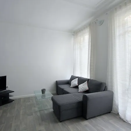 Apartment Pelican - Apt. Near Eiffel Tower Paris