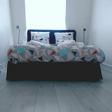 Apartament Pelican - Apt. Near Eiffel Tower *